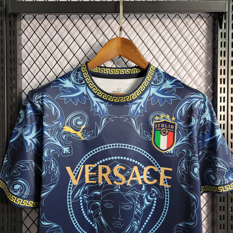 CAMISA DA SELEÇÃO DA ITALIA 22/23 AZUL EDIÇÃO VERSACE