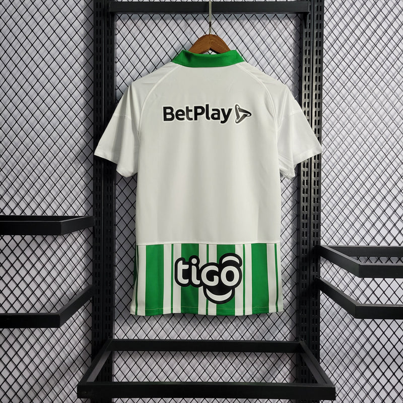 CAMISA DO ATLETICO NACIONAL 22/23 BRANCO E VERDE