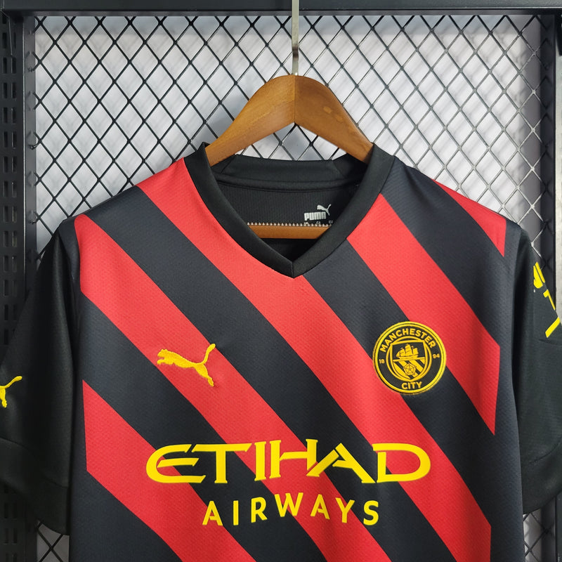 CAMISA DO MANCHESTER CITY 22/23 PRETO E VERMELHO