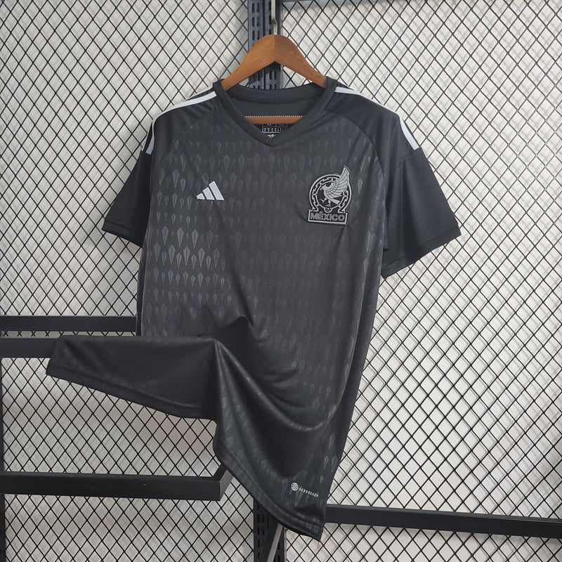 CAMISA DA SELEÇÃO DO MEXICO 22/23 TREINO BLACK